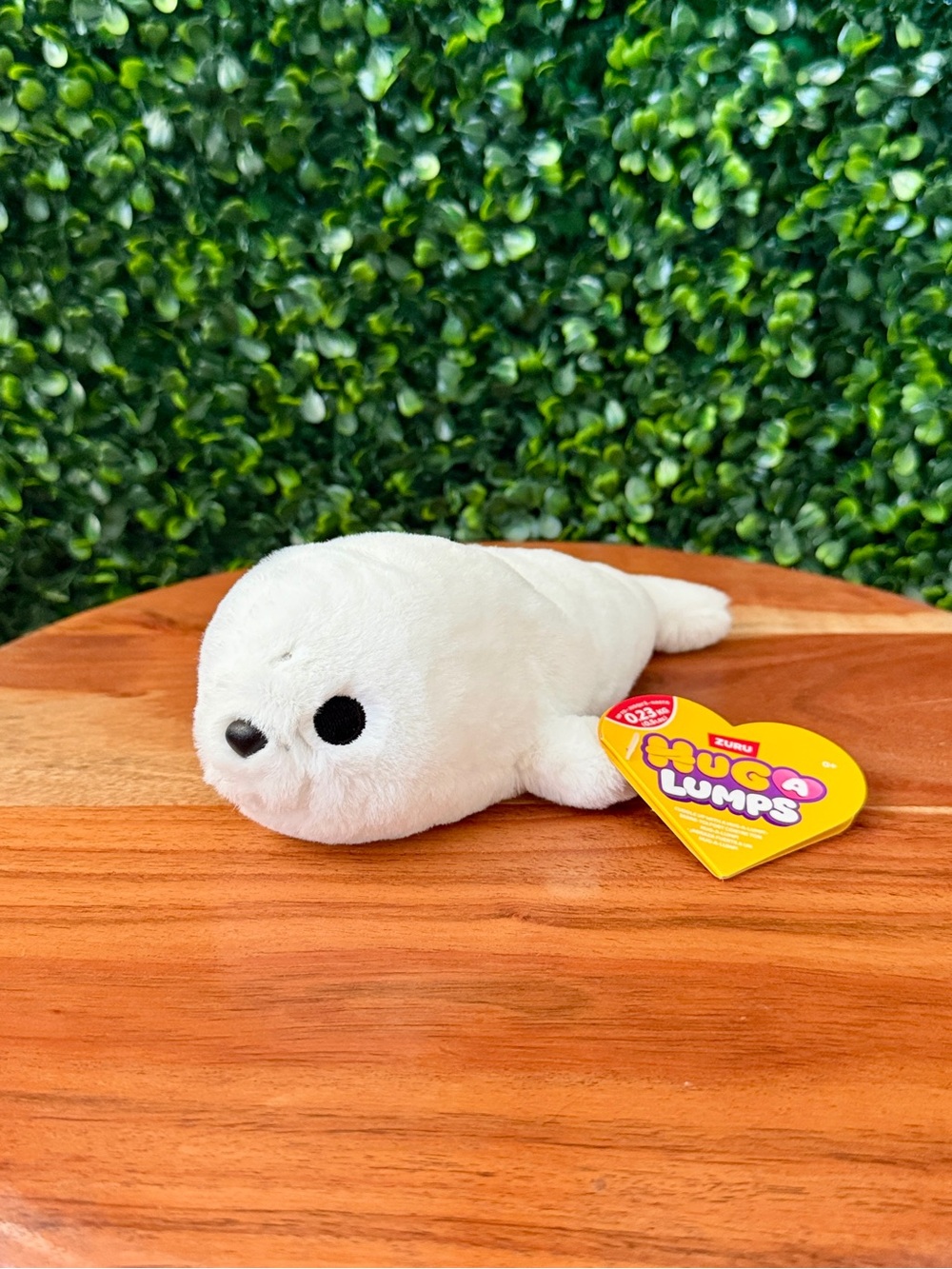 Zuru Hug-A-Lumps Fuzzy Sandy Seal Mini Weighted Plush